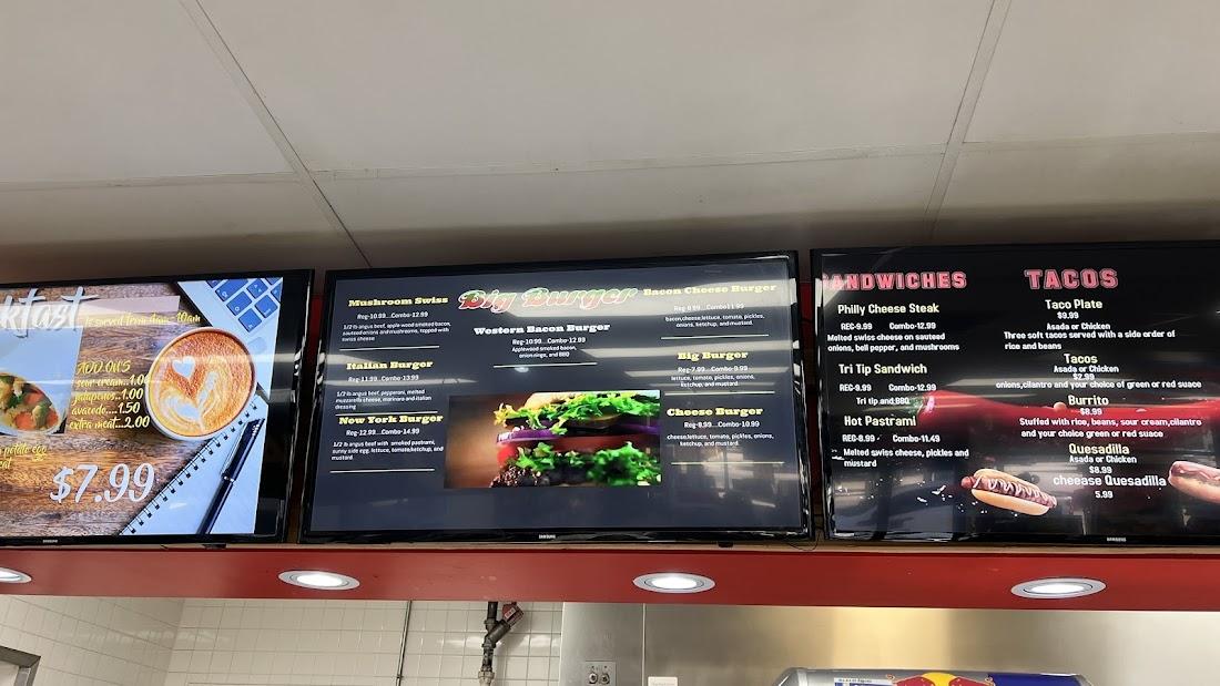 BIG BURGER & MAIN STREET PIZZA