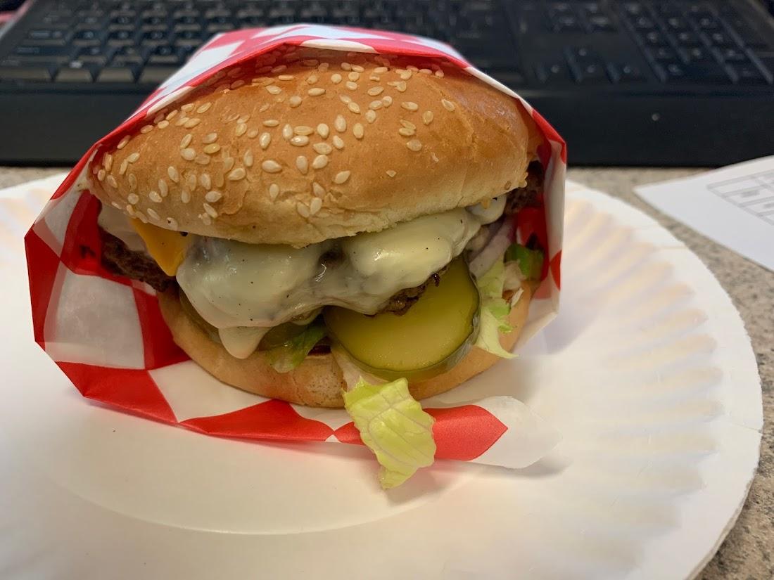 BIG BURGER & MAIN STREET PIZZA